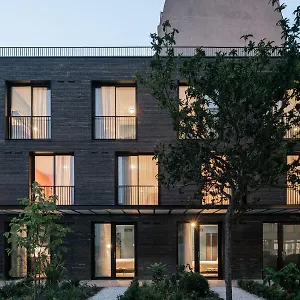 Deskopolitan House Parigi